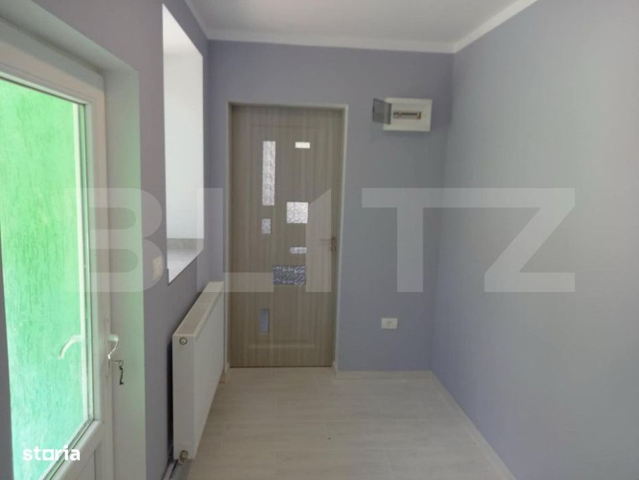 Casa renovata in sat Berecuta, 2 imobile, teren 1500 mp si panouri fot