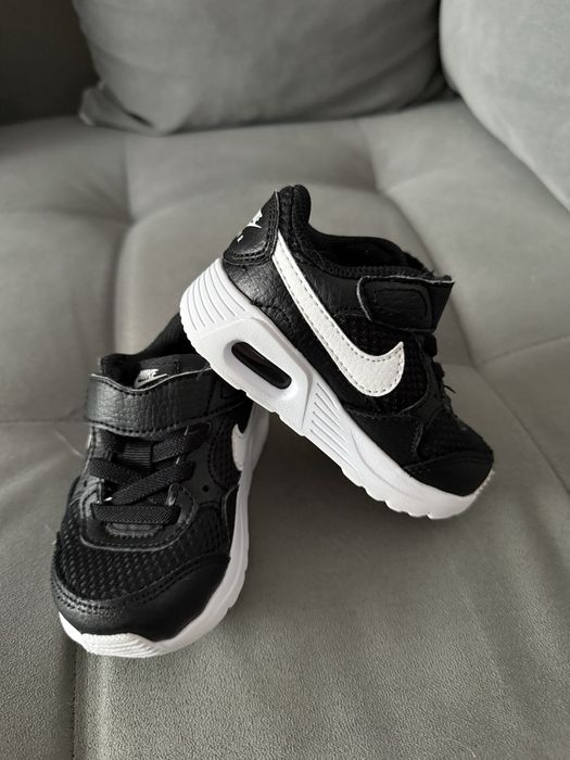 Отлични детски маратонки Nike