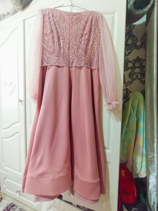 Платье женское нарядное