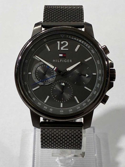 Часовник Tomy Hilfiger