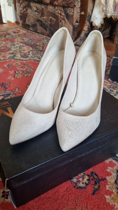 Туфли Bershka  .