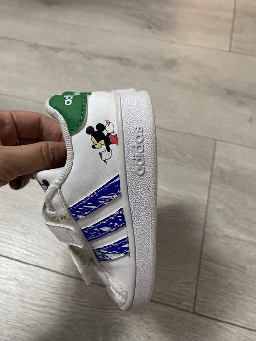 Adidasi adidas mickey marime 23