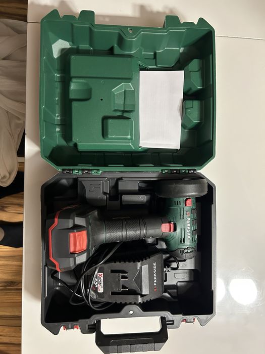 Minipolizor unghiular Parkside cu acumulator