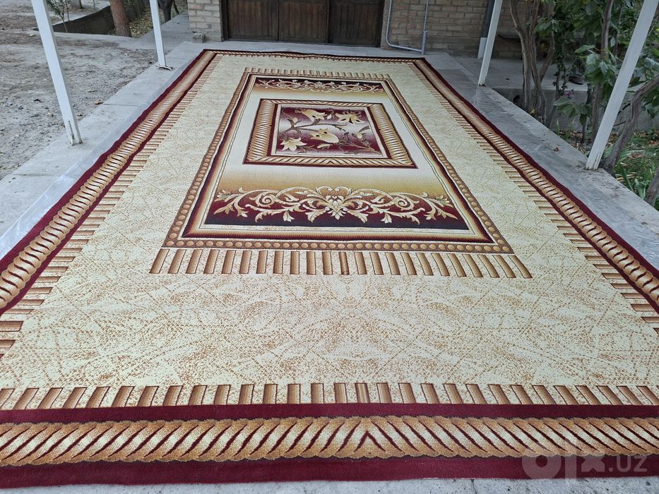 Qolin Gilam sotiladi