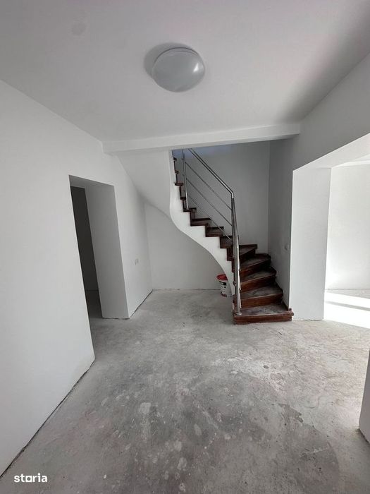 Casă de vânzare – Constanța, zona Trocadero