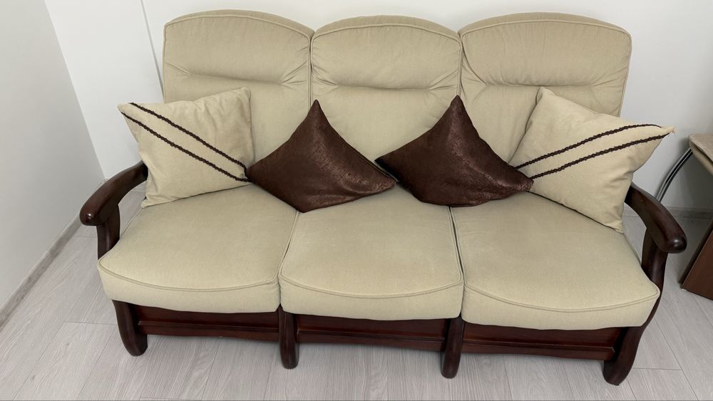 Mobila living, canapea cu fotolii, masuta cafea