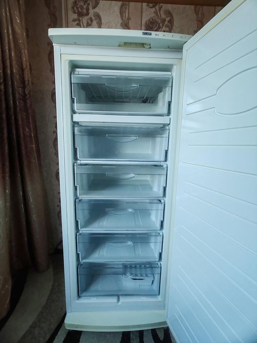 Продам морозильную камеру б/у