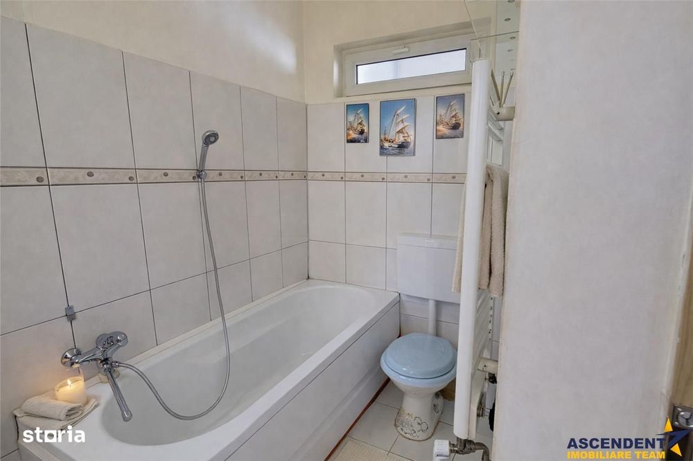 Rezidenta pe doua niveluri, cu 3 camere, eficenta energetic, Garii, Br