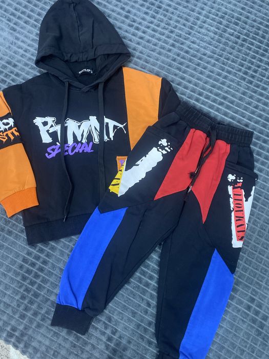 Продам Костюм в отилично состоянии