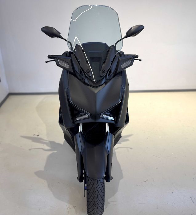 Scuter Yamaha X-max 300