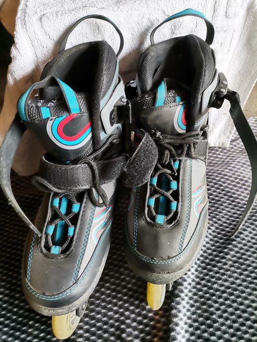 Роликовые коньки