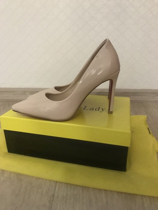 Туфли лодочка