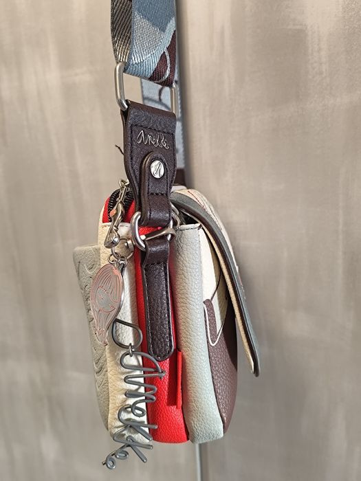 Дамска чанта ANEKKE