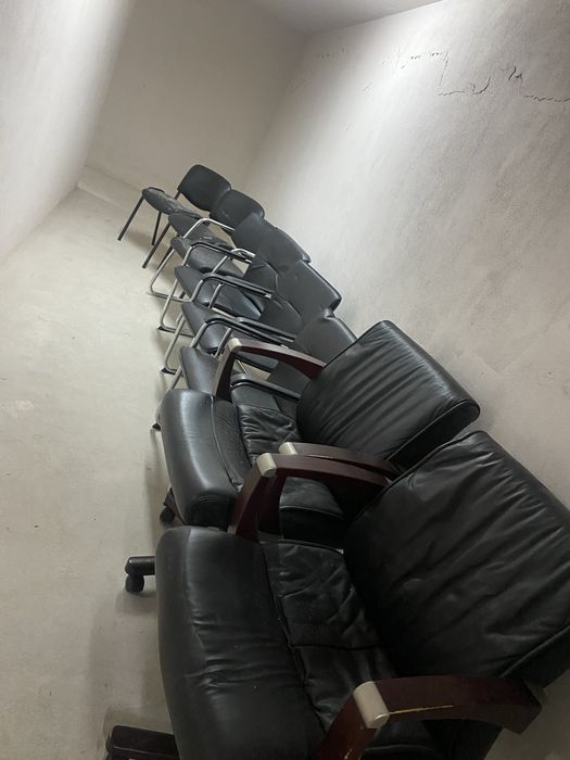 Столове за офис или стая