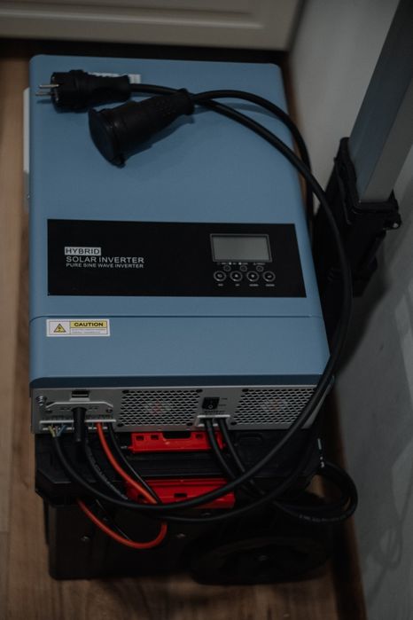 Продавам преносим соларен генератор /  станция