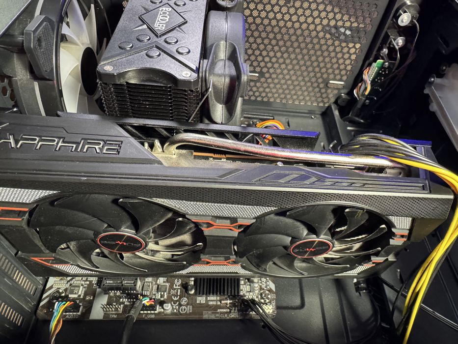 RX 5600 xt видеокарта