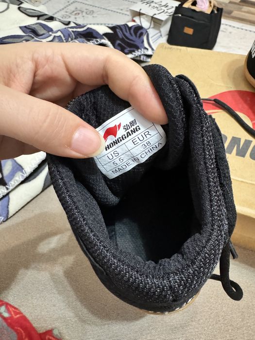 Продам Борцовки черные