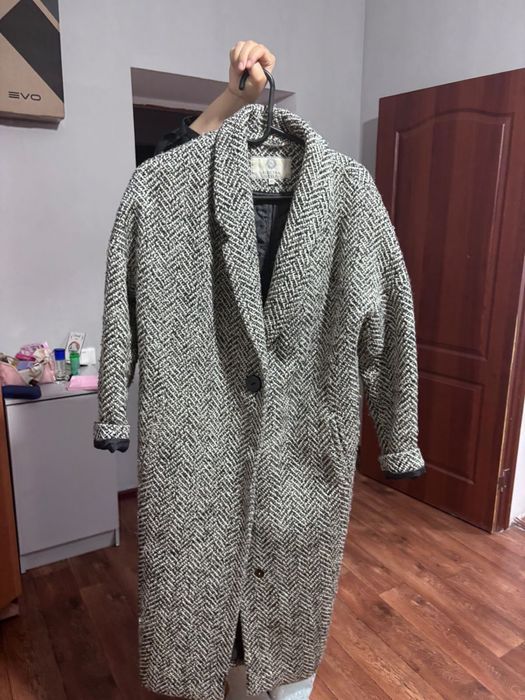 Продам пальто. 25.000 Торг. 44-46р