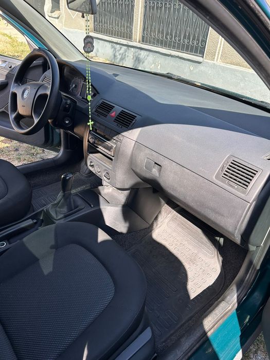 Vând Skoda Fabia