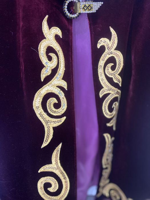 ұлттық жағалы шапан