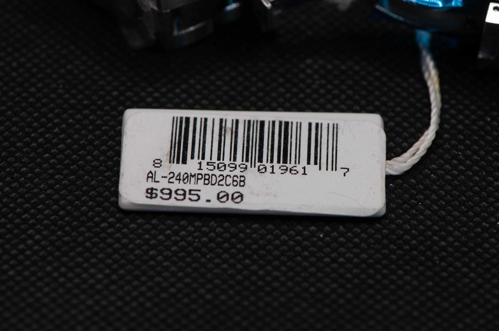 Швейцарски дамски часовник с диаманти - Alpina Comtesse