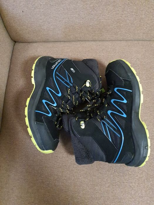 Ghete Salomon Waterproof originali mărimea 35 transport gratuit