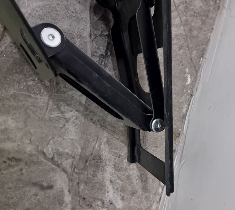 Кронштейн для телевизора