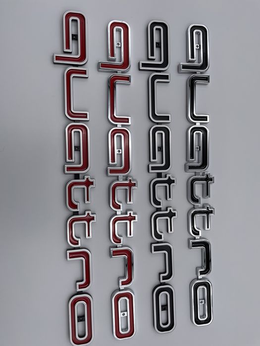 Emblema Audi Quattro Grila