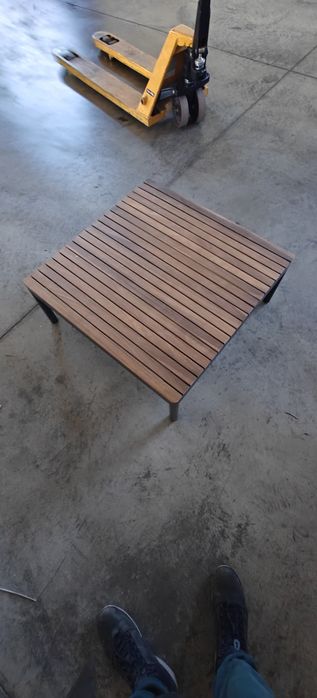 Модулни маси 75*75*30 HOU Lounge Module Table