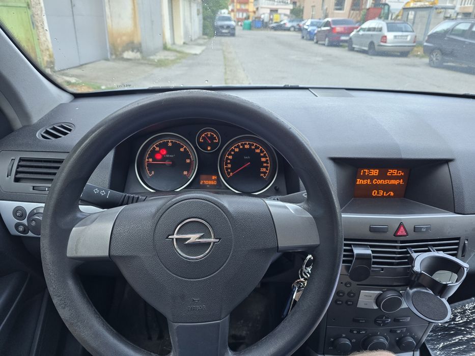 Vând Opel Astra H 2004 1.7 CDTI -101 CP Diesel