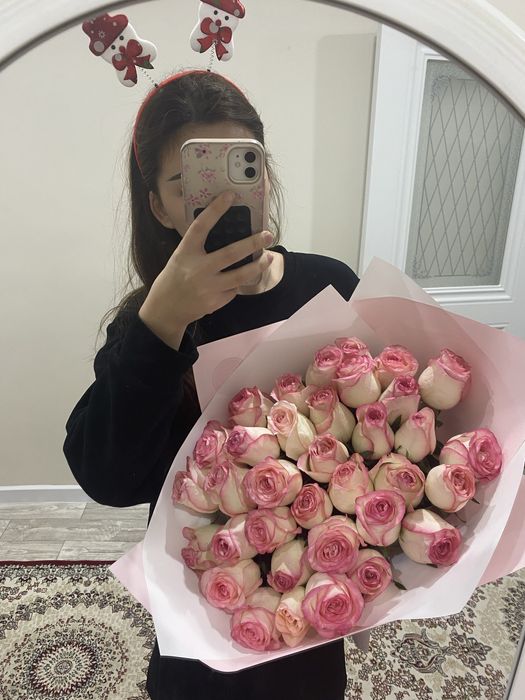 Цветы свежые 35шт