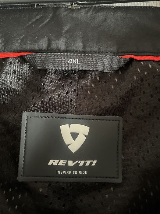 REVIT Eclipse ventilated 4xl   Kini red bull L