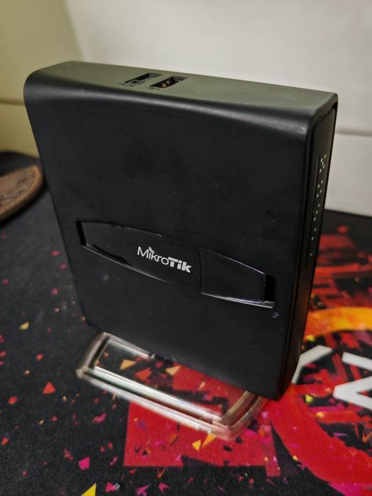 Модем MikroTik hAP ac2.