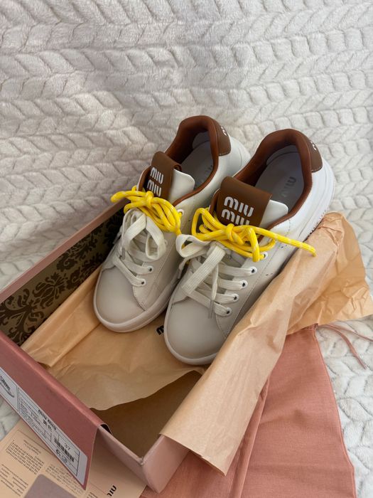 Дамски маратонки нови