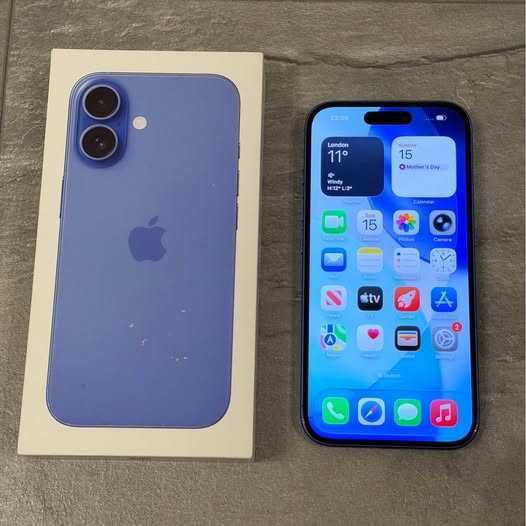 Чисто Нов Apple iPhone 16 128GB Ultramarine Синьо Отключен 100% Батерия 20 Цикъла