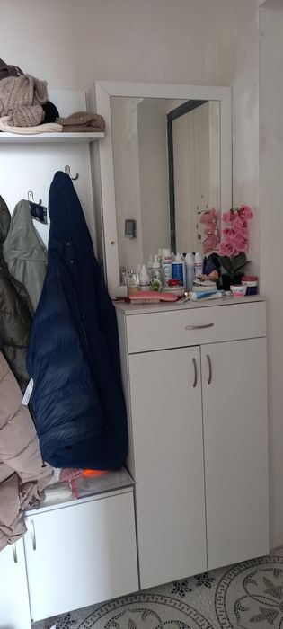 Шкаф большой для прихожей