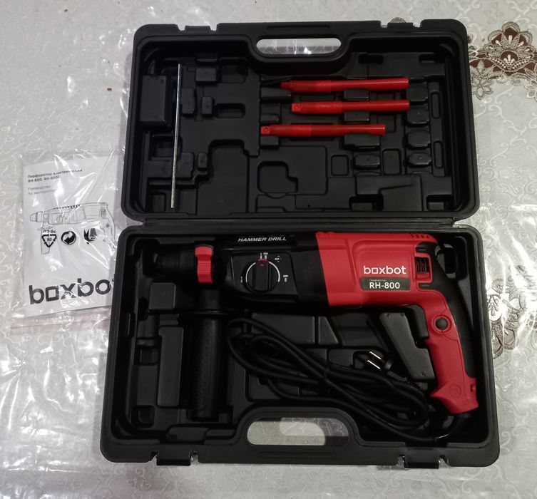 Boxbot perforatori, 800 Vt, 2,8 J, quti, burlar to‘plami bilan, RH-800
