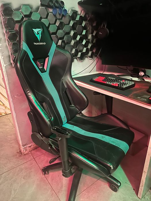 Продам игравои кресло