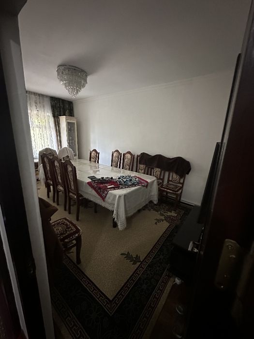 Продаëтся своя 3× квартира в Чирчике