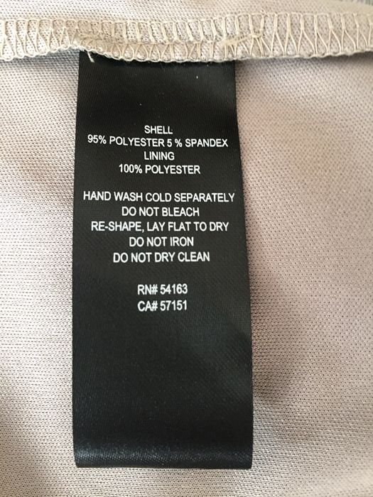 Платье новое, прямое, до колен