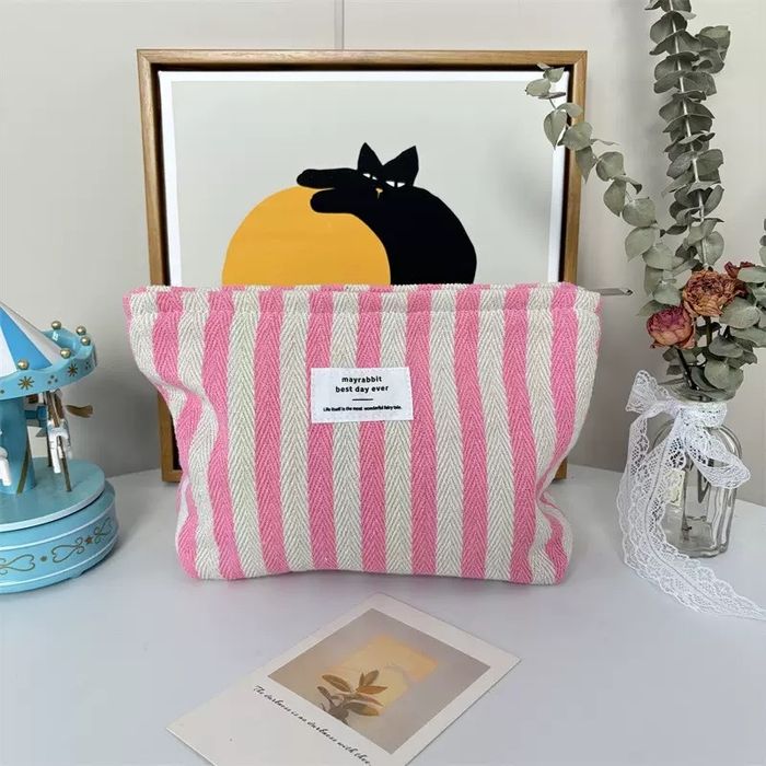 Подарки на 8 марта косметички