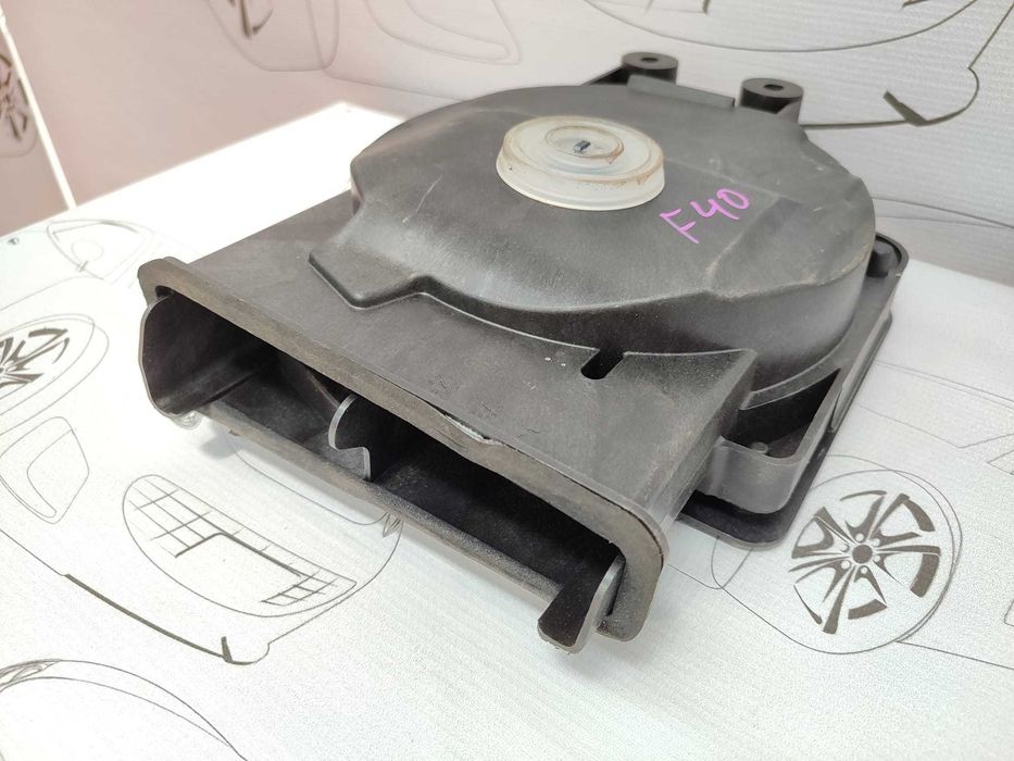Subwoofer Sub Scaun Stanga / Dreapta BMW Seria 1 (F40) Hatchback 2019–2024 / Cod OEM 9275996 (5D2)