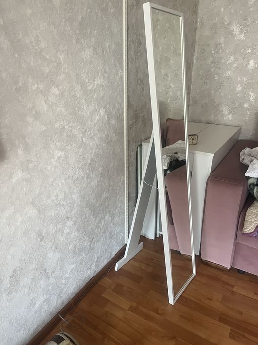 Зеркало напольное