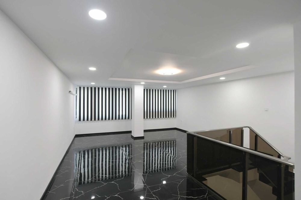 Продава се Магазин в Казанлък - 90 кв.м за 2556 €/кв.м - Снимка #10