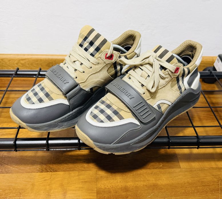 Adidasi BURBERRY, size 41,5, stare impecabila, autentici
