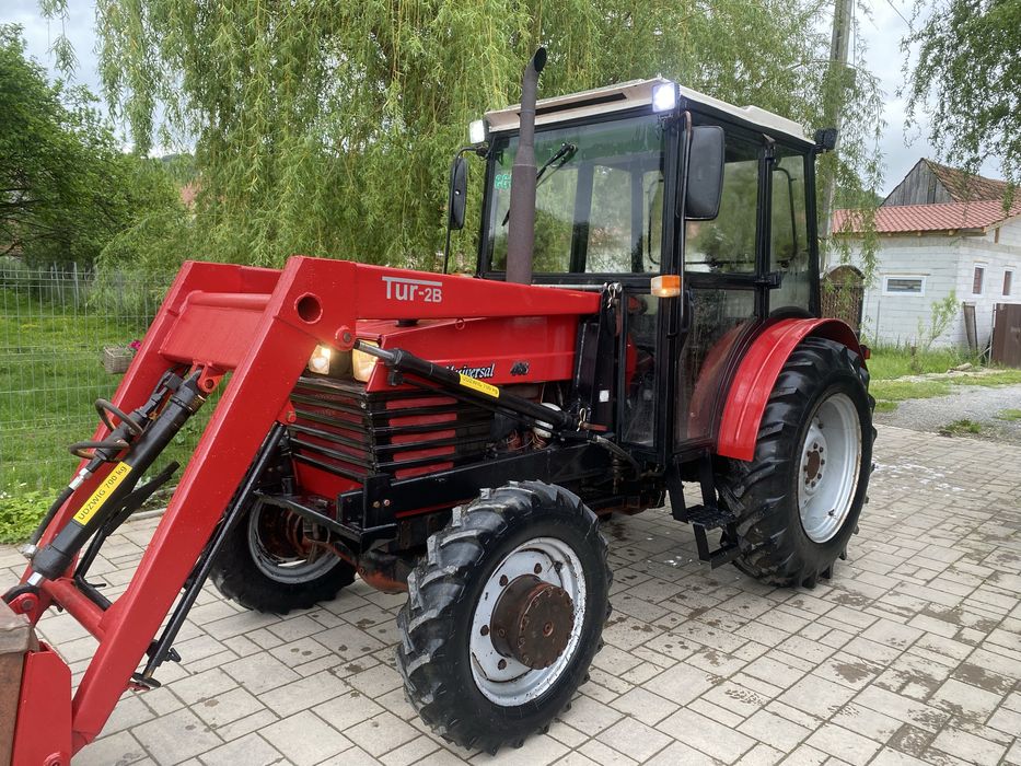 Tractor Universal 483 DTC