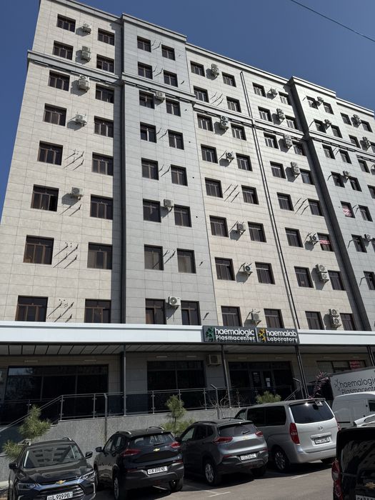 Продается квартира!! Мирзо- Улугбекский район массив Феруза, Чимган.