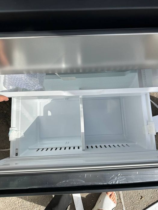 Холодильник Hisense 544 литраж