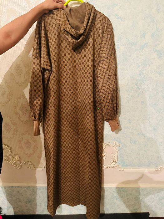 Женское платьеее