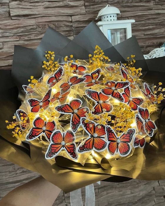 Букеты из бабочек